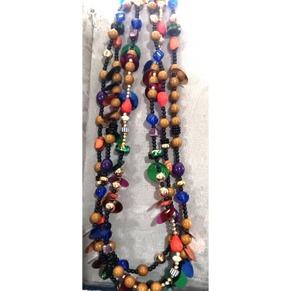 Multicolor Chunky Beaded Necklace With Butterfly Accent Clip